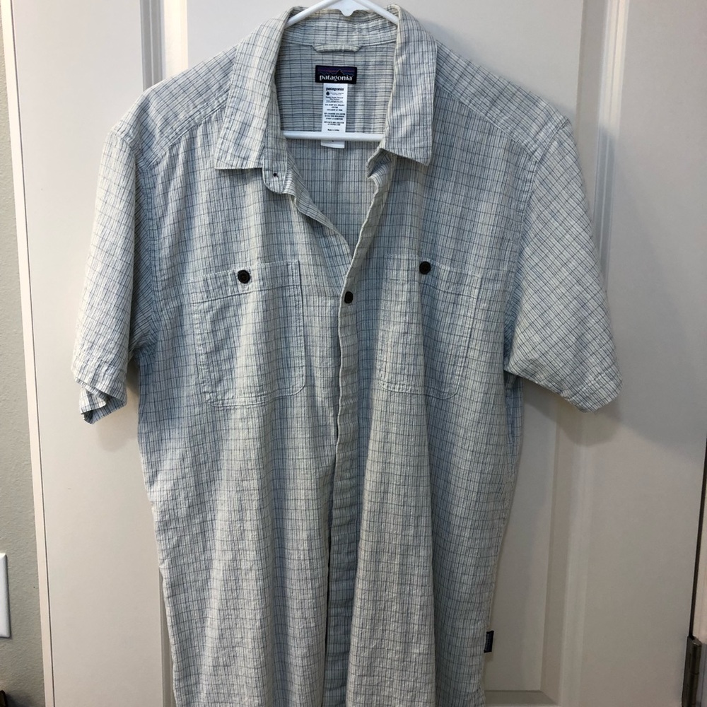 Men’s dress shirt